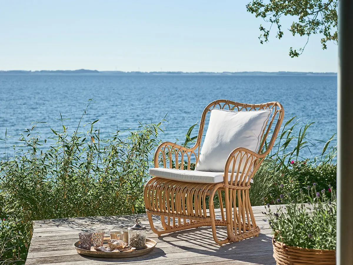Tulip lounge hotsell chair